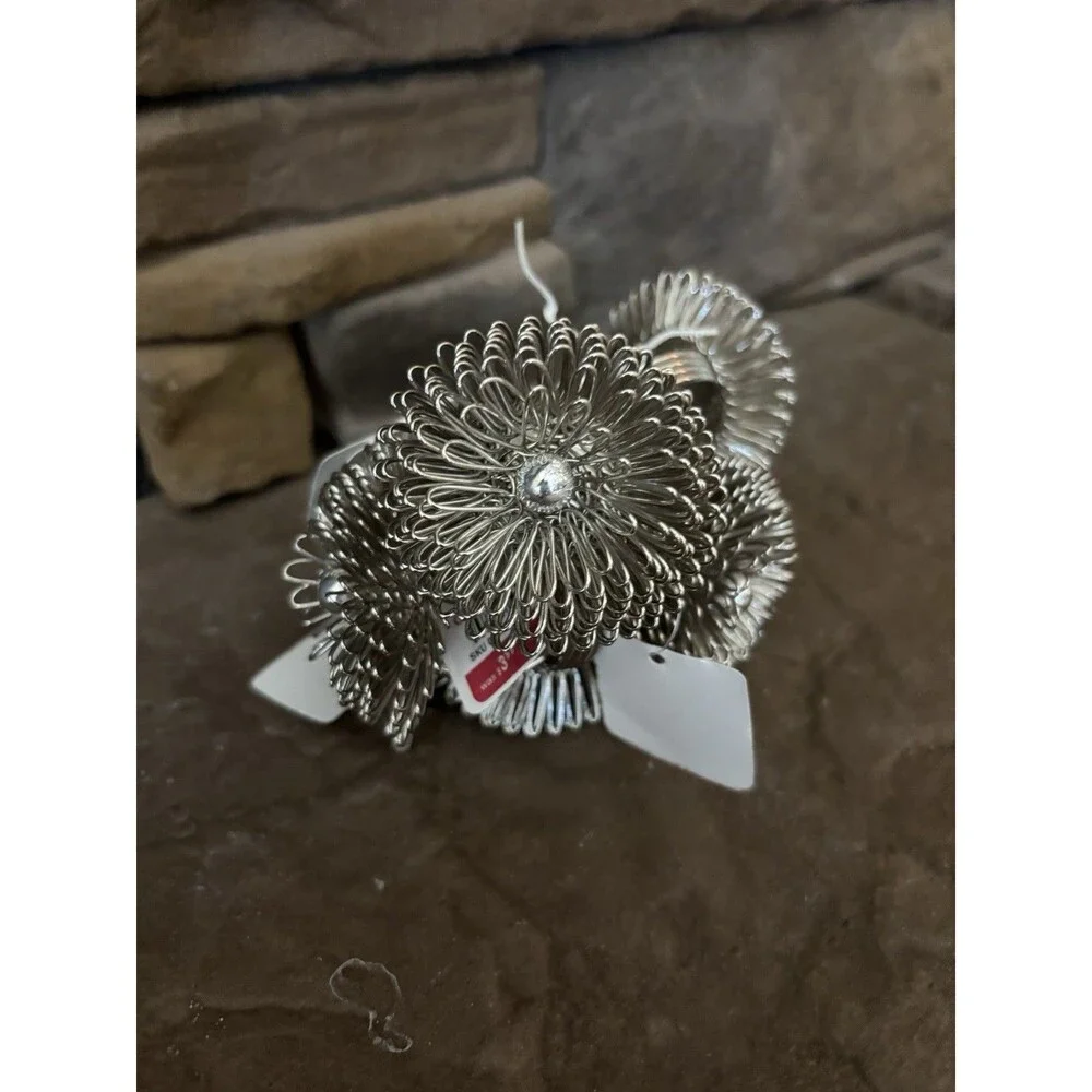 Pier 1 Silver Metal Flower Napkin Ring Holder Set Of 6 NWT individual